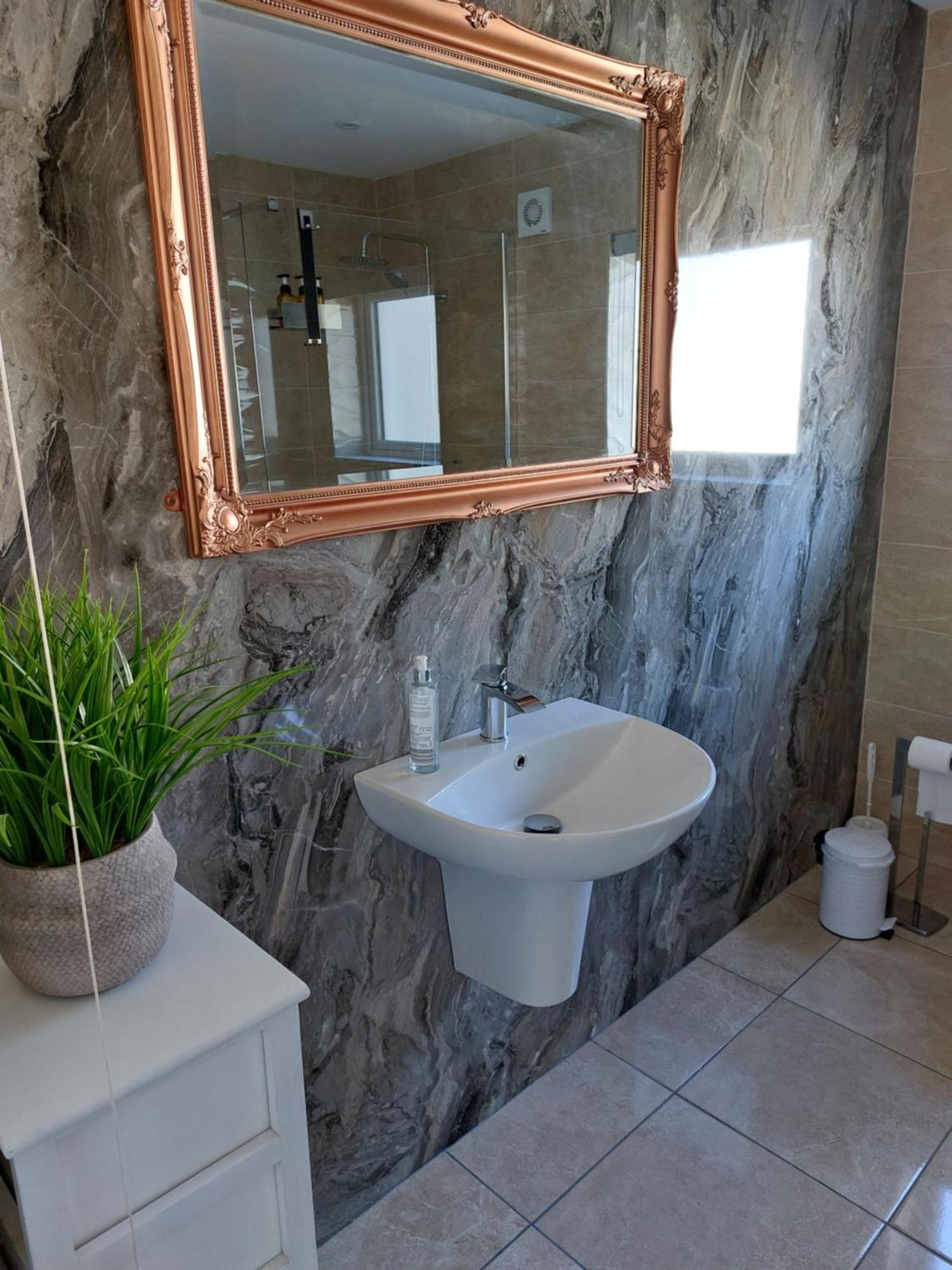 Ocean View Apartment Newry Luaran gambar